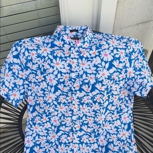 J Crew Men’s Large casual button down print shirt